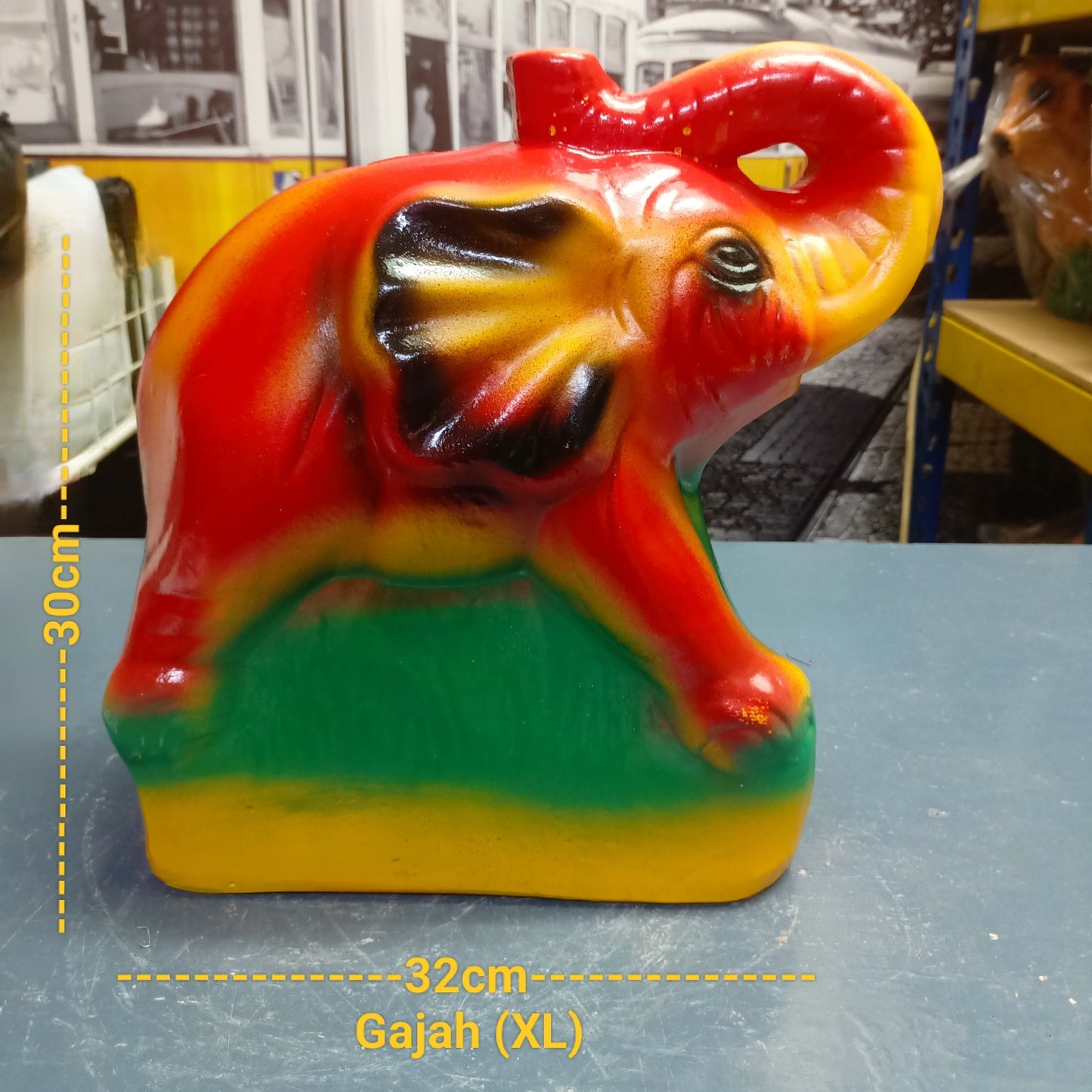 Elephant Coin Bank (White) or Elephant Coin Bank (Red)