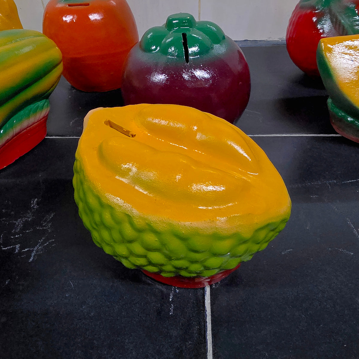 TABUNG DUIT BUAH ZAMAN KANAK-KANAK