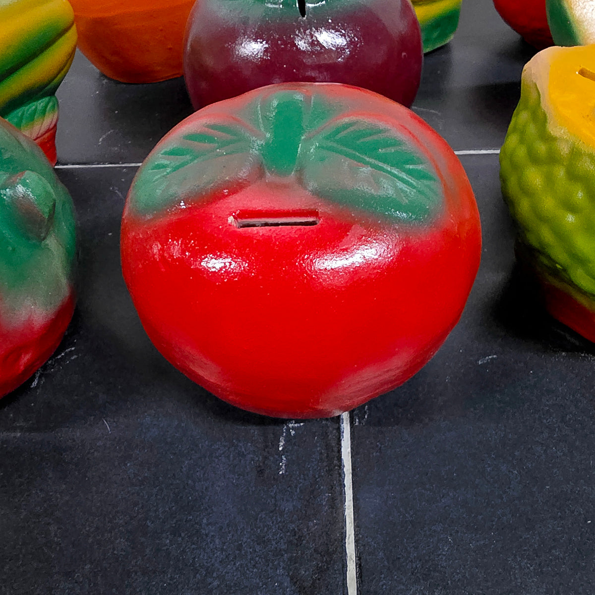TABUNG DUIT BUAH ZAMAN KANAK-KANAK